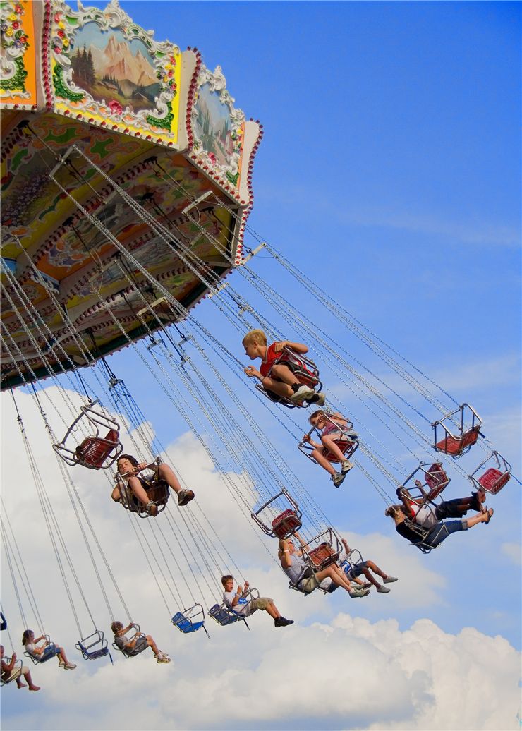 Picture Of Swing Ride At The Ohio State Fair